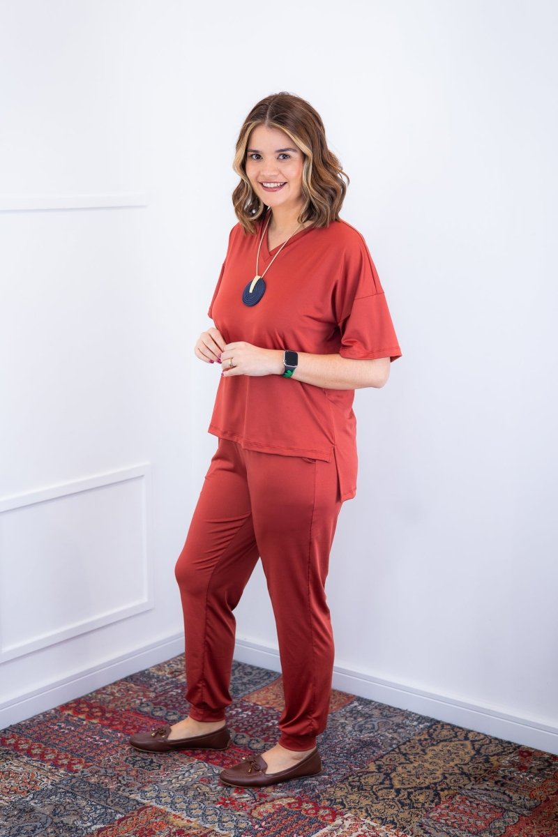 Conjunto Flórida - Malha Confort Calça e Blusa de Gola V - Naguirre Shop