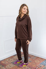Conjunto Genebra - Lãzinha Calça e Blusa de Gola Boba - Naguirre Shop