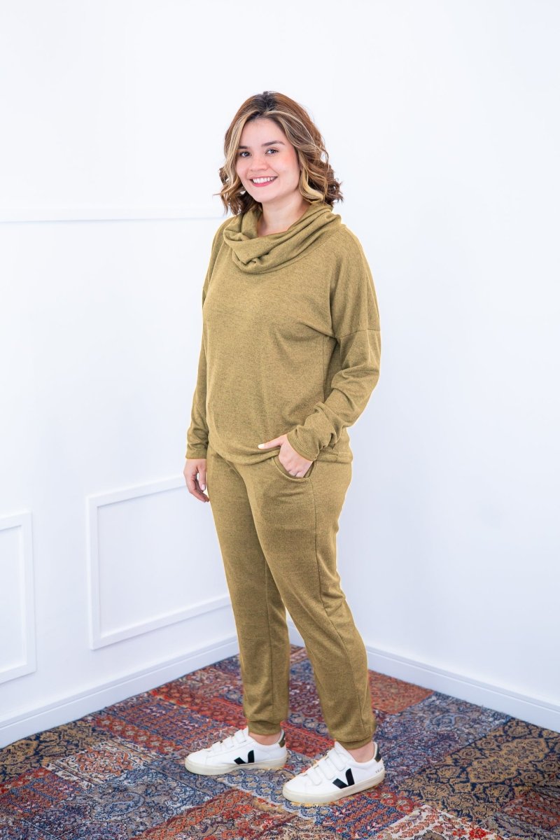 Conjunto Genebra - Lãzinha Calça e Blusa de Gola Boba - Naguirre Shop