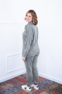 Conjunto Genebra - Lãzinha Calça e Blusa de Gola Boba - Naguirre Shop