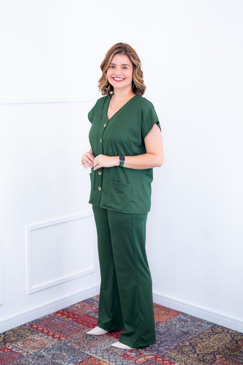 Conjunto Itália - Em Malha Canelada com Colete de Botões e Calça Pantalona - Naguirre Shop