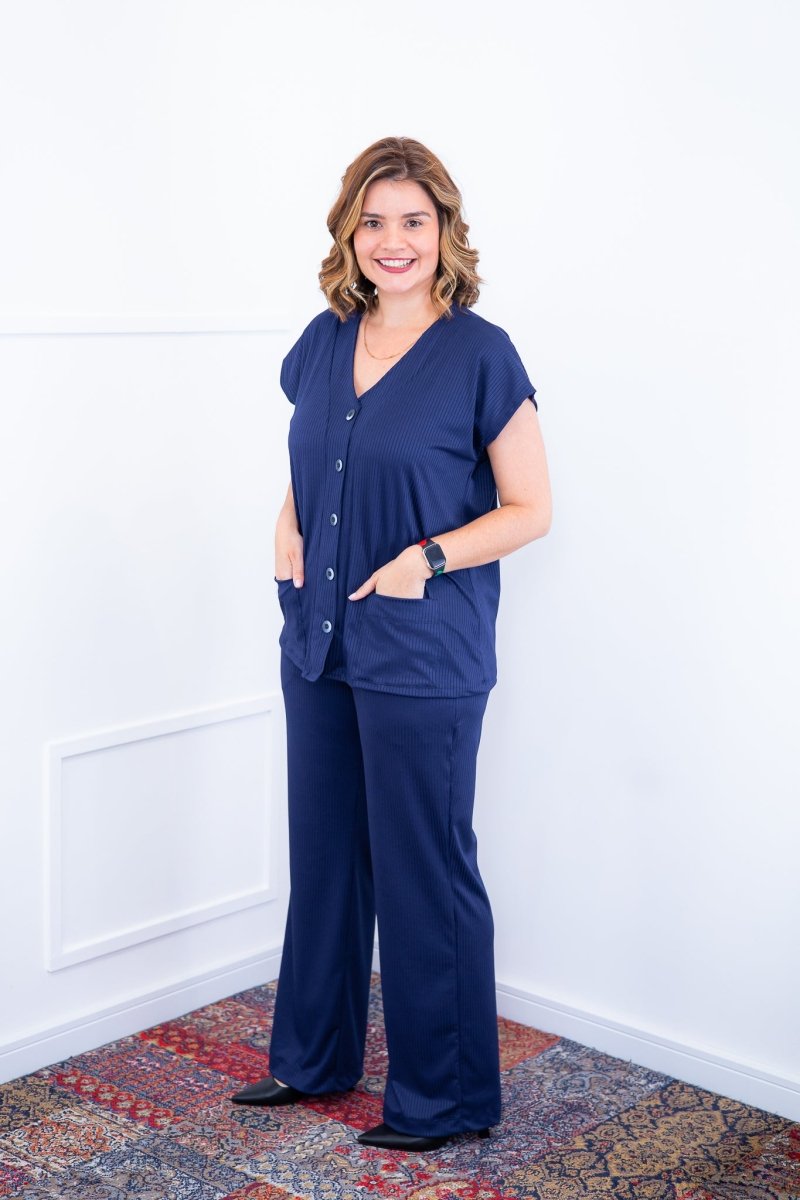 Conjunto Itália - Em Malha Canelada com Colete de Botões e Calça Pantalona - Naguirre Shop