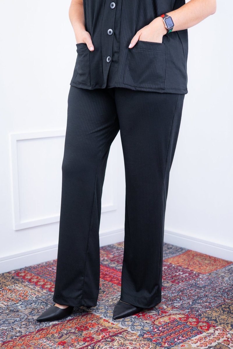 Conjunto Itália - Em Malha Canelada com Colete de Botões e Calça Pantalona - Naguirre Shop