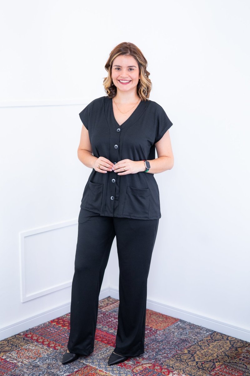 Conjunto Itália - Em Malha Canelada com Colete de Botões e Calça Pantalona - Naguirre Shop