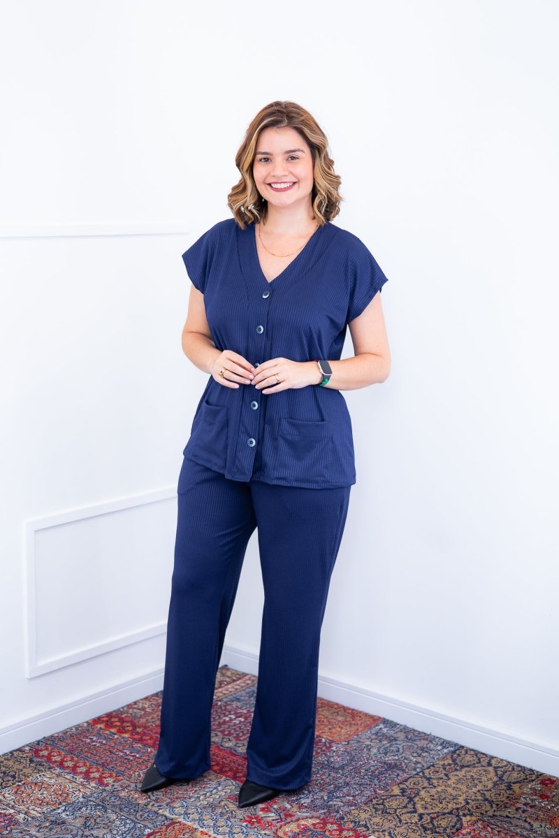 Conjunto Itália - Em Malha Canelada com Colete de Botões e Calça Pantalona - Naguirre Shop