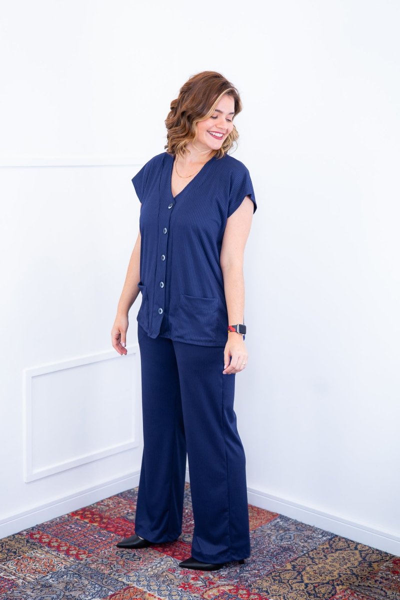 Conjunto Itália - Em Malha Canelada com Colete de Botões e Calça Pantalona - Naguirre Shop