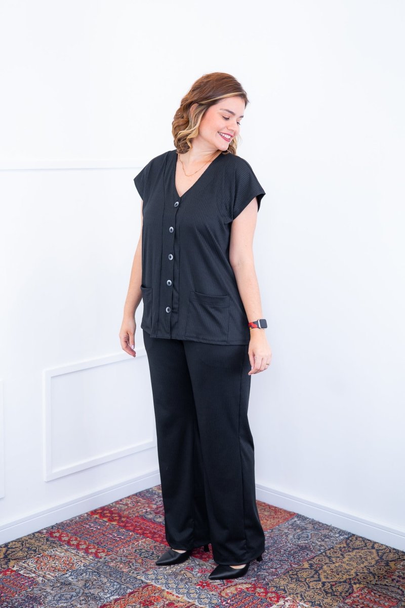 Conjunto Itália - Em Malha Canelada com Colete de Botões e Calça Pantalona - Naguirre Shop