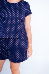 Conjunto Milena - Pijama com Shorts Decote Canoa de Suede - Naguirre Shop