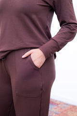 Conjunto Munique - Gola V Calça Pantalona Bolso Sobreposto em Moletinho - Naguirre Shop