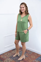 Conjunto Olivia - Bermudinha e Blusa Regata em Malha Confort - Naguirre Shop