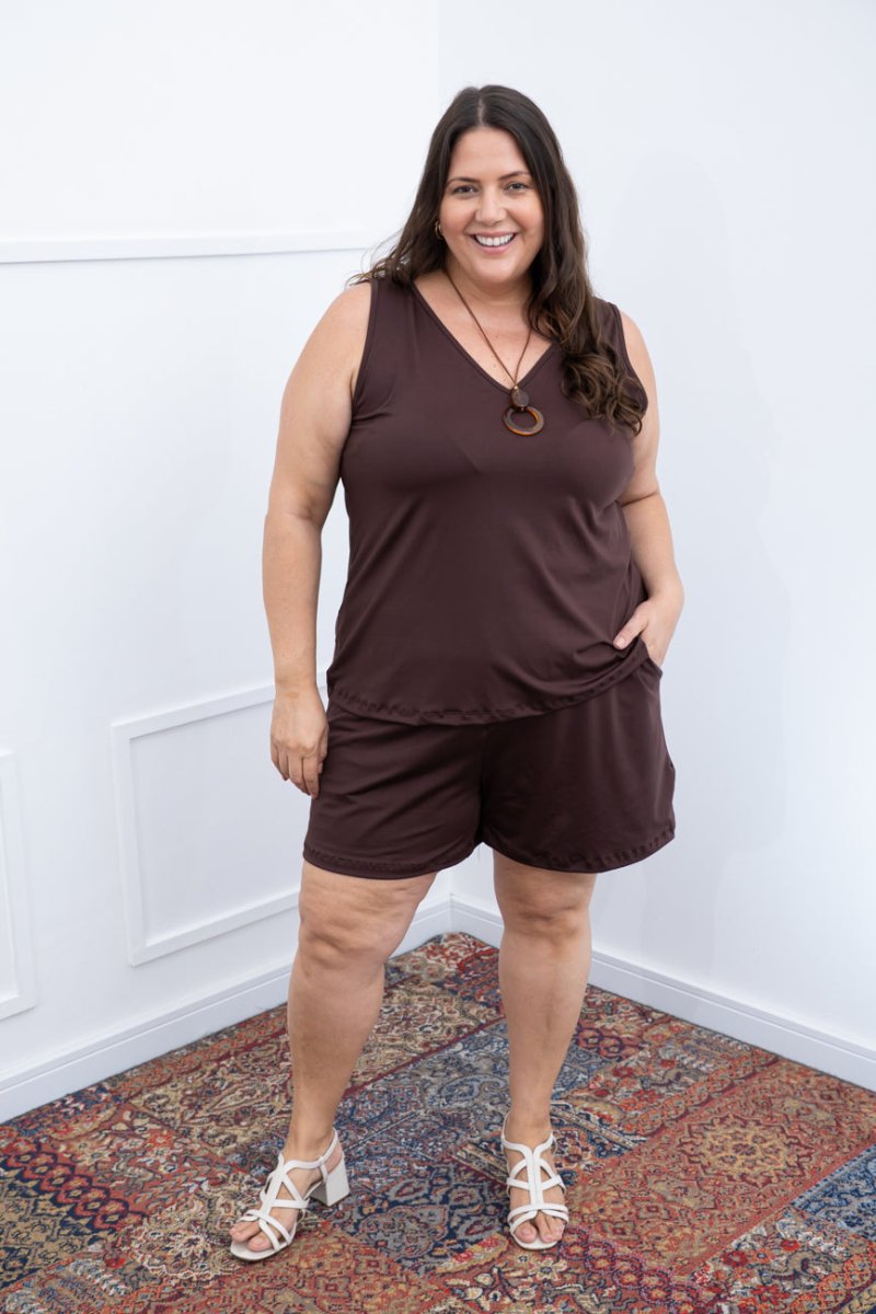 Conjunto Olivia - Bermudinha e Blusa Regata em Malha Confort - Naguirre Shop