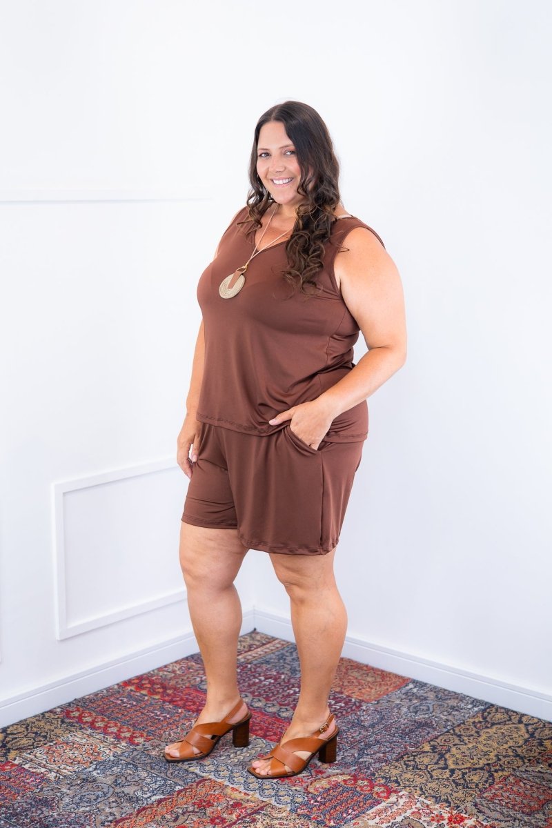 Conjunto Olivia - Bermudinha e Blusa Regata em Malha Confort - Naguirre Shop