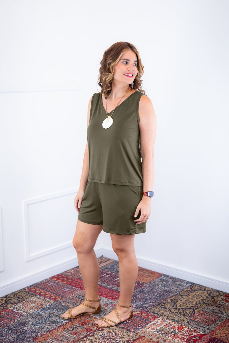 Conjunto Olivia - Bermudinha e Blusa Regata em Malha Confort - Naguirre Shop