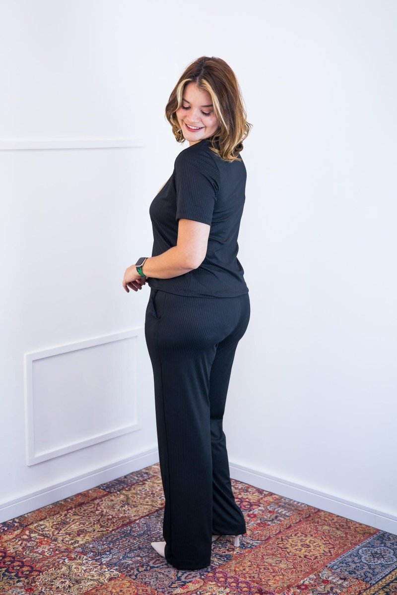 Conjunto Patrícia - Malha Canelada Gola V Pantalona - Naguirre Shop