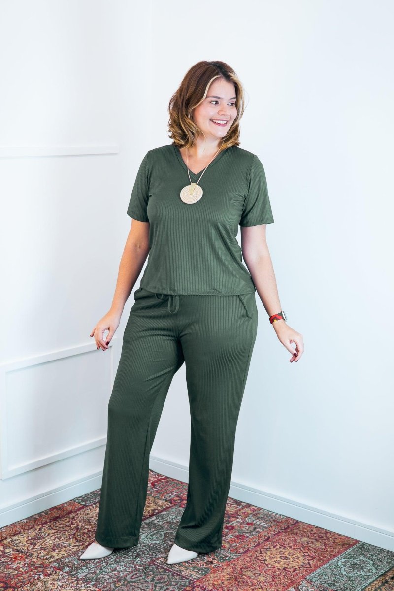 Conjunto Patrícia - Malha Canelada Gola V Pantalona - Naguirre Shop
