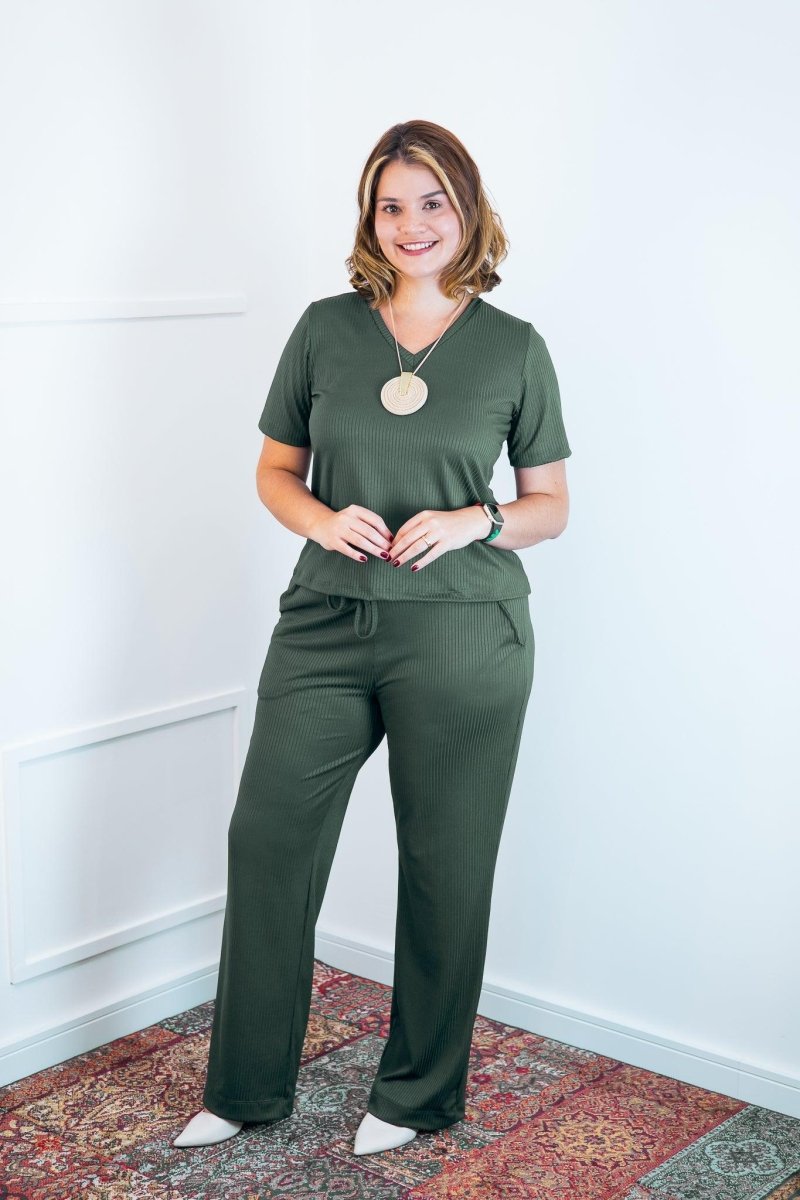 Conjunto Patrícia - Malha Canelada Gola V Pantalona - Naguirre Shop