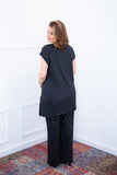 Conjunto Portugal – Túnica Longa com Fenda Lateral e Calça Pantalona em Malha Canelada - Naguirre Shop