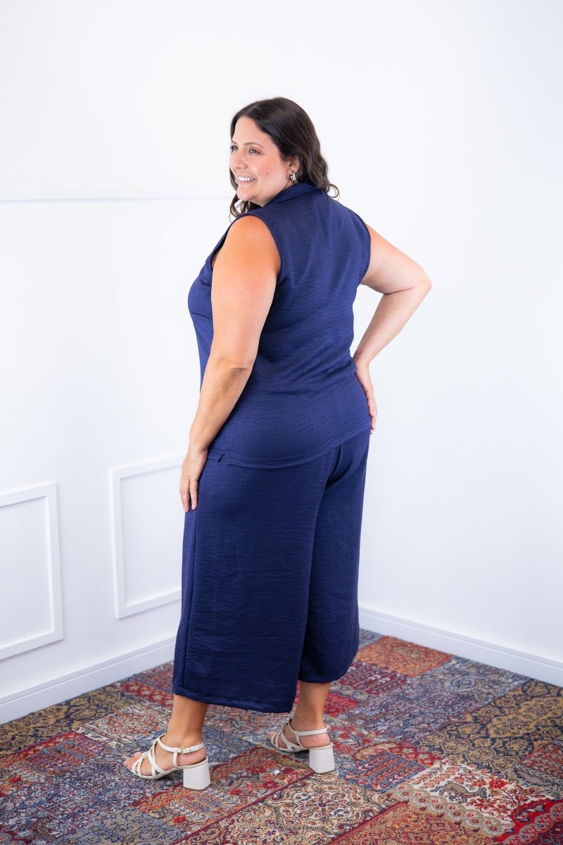 Conjunto Raquel - Blusa e Pantacourt em Linho Light - Naguirre Shop