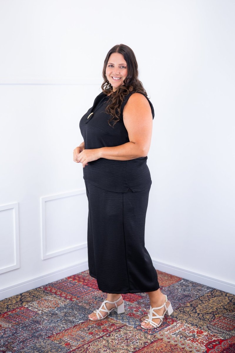 Conjunto Raquel - Blusa e Pantacourt em Linho Light - Naguirre Shop