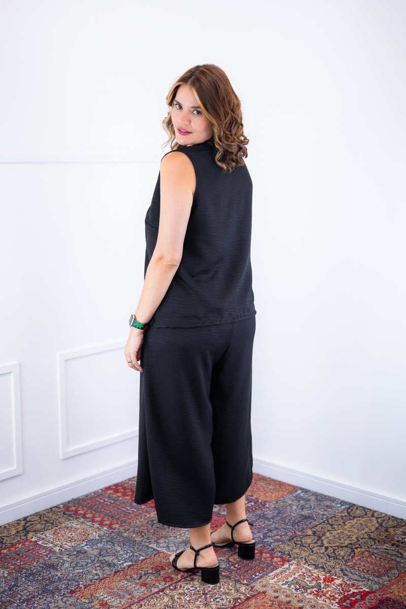 Conjunto Raquel - Blusa e Pantacourt em Linho Light - Naguirre Shop