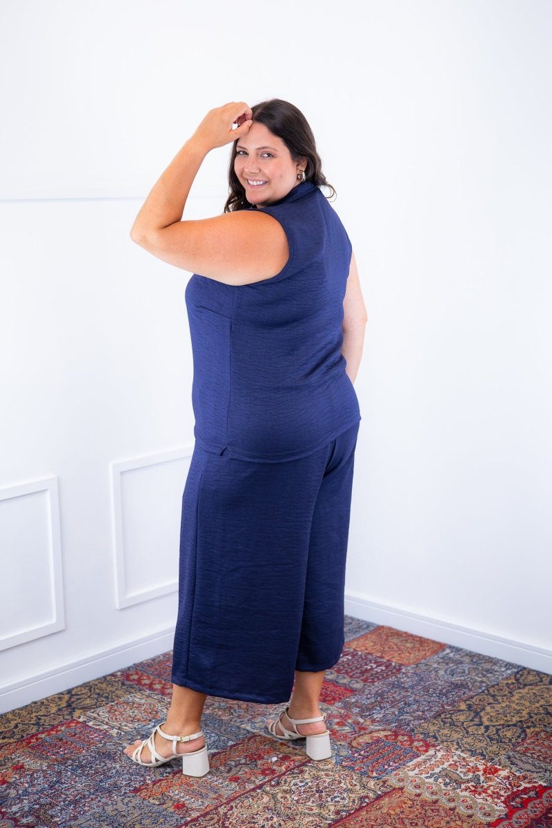 Conjunto Raquel - Blusa e Pantacourt em Linho Light - Naguirre Shop