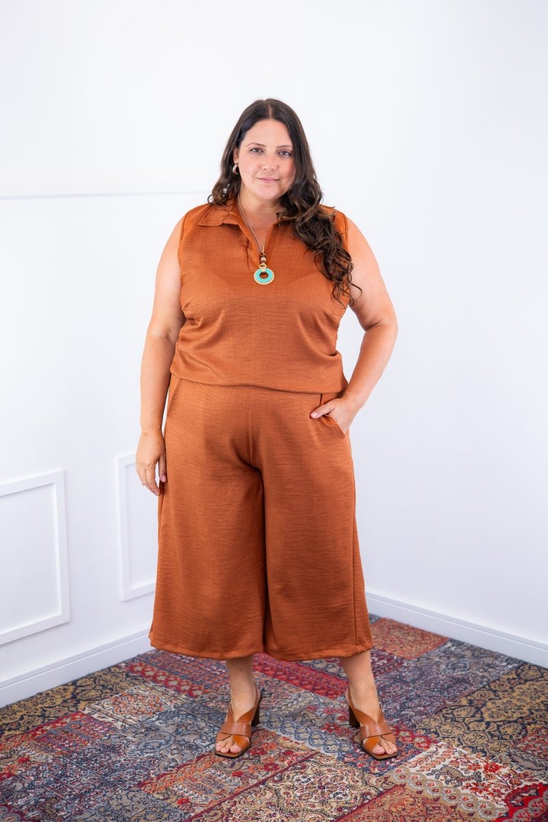 Conjunto Raquel - Blusa e Pantacourt em Linho Light - Naguirre Shop