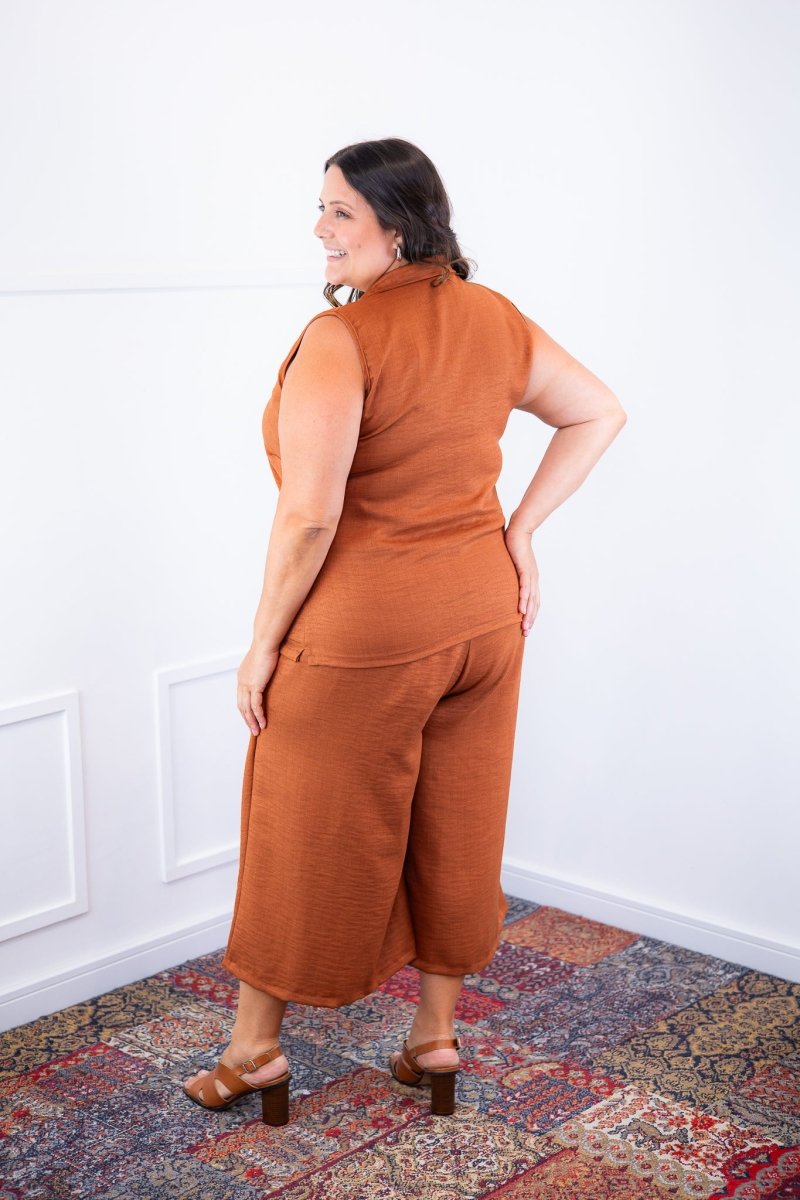 Conjunto Raquel - Blusa e Pantacourt em Linho Light - Naguirre Shop