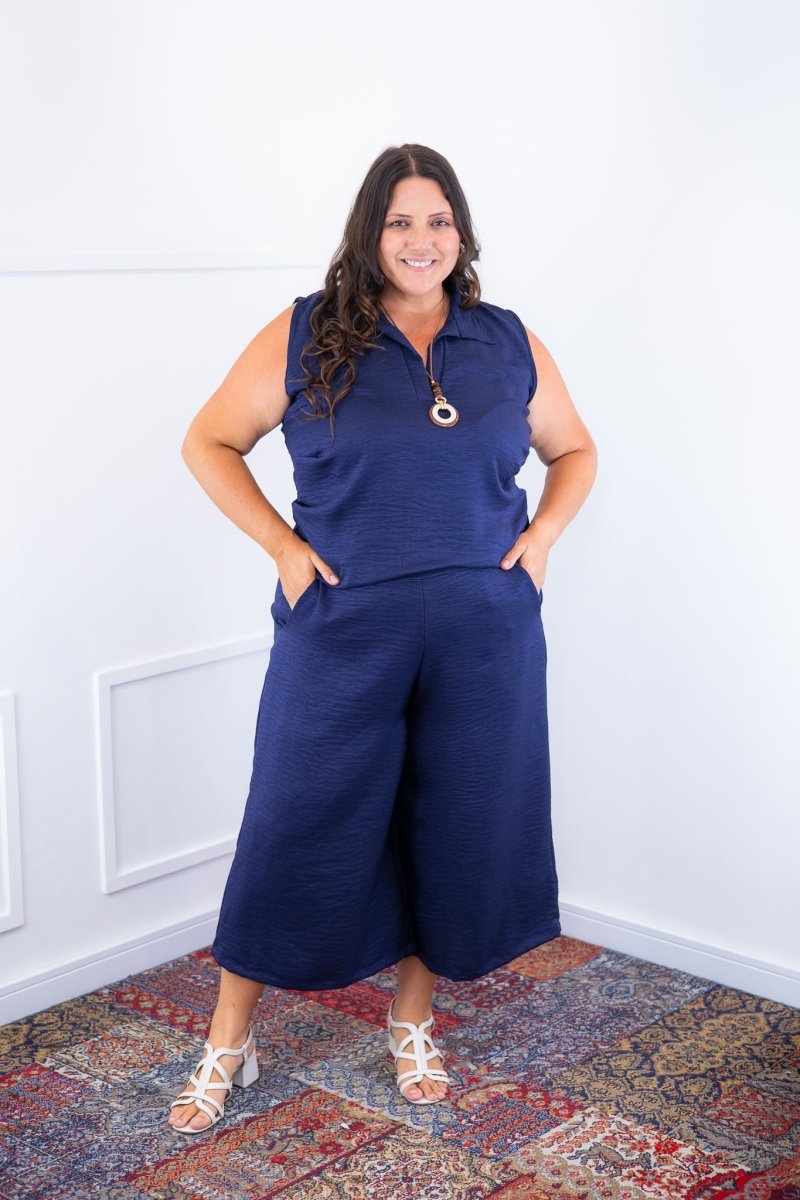 Conjunto Raquel - Blusa e Pantacourt em Linho Light - Naguirre Shop