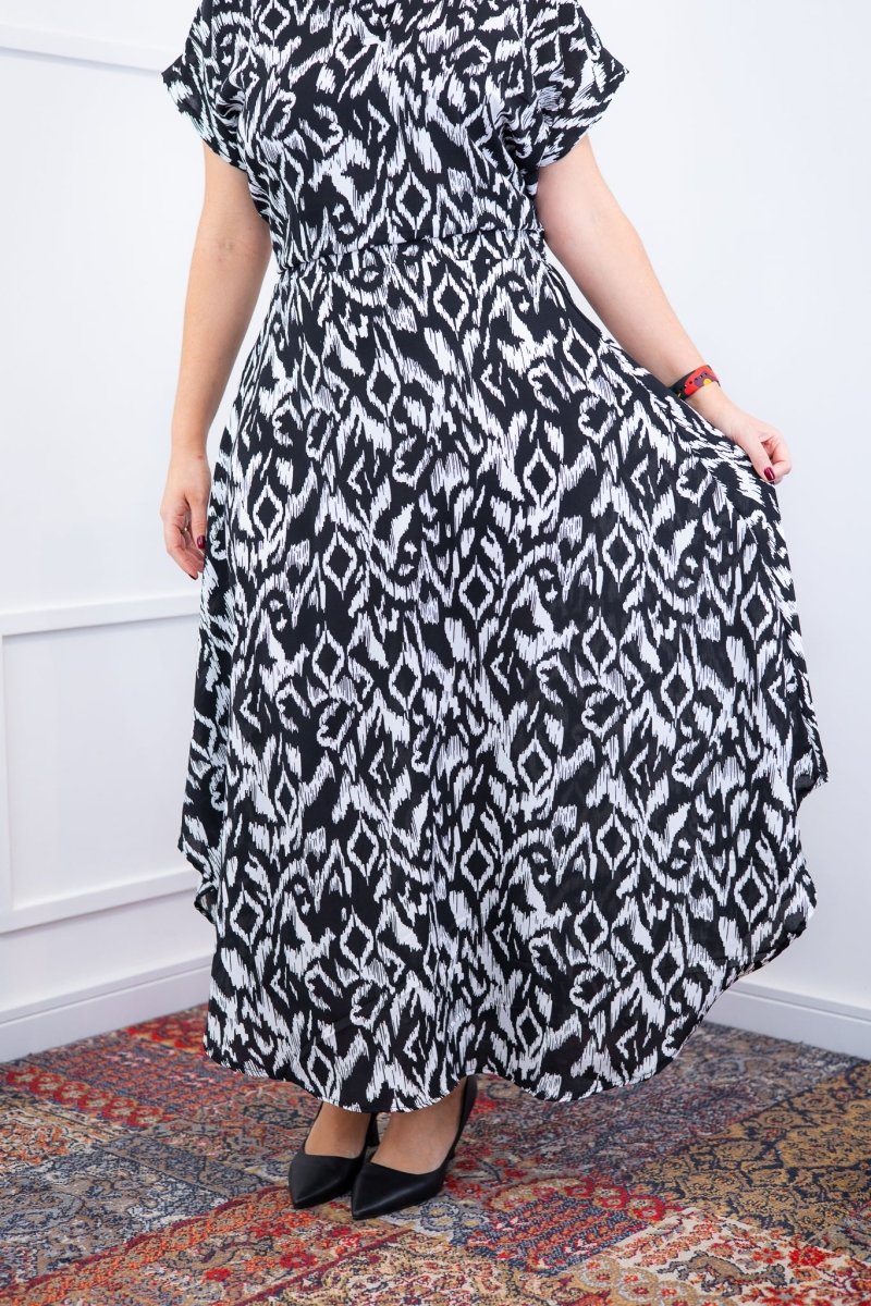 Conjunto Rio – Saia Longa e Blusa com Decote V em Crepe com Caimento Fluido - Naguirre Shop