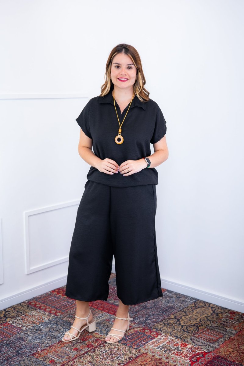 Conjunto Roberta – Blusa e Pantacourt em Linho Light - Naguirre Shop