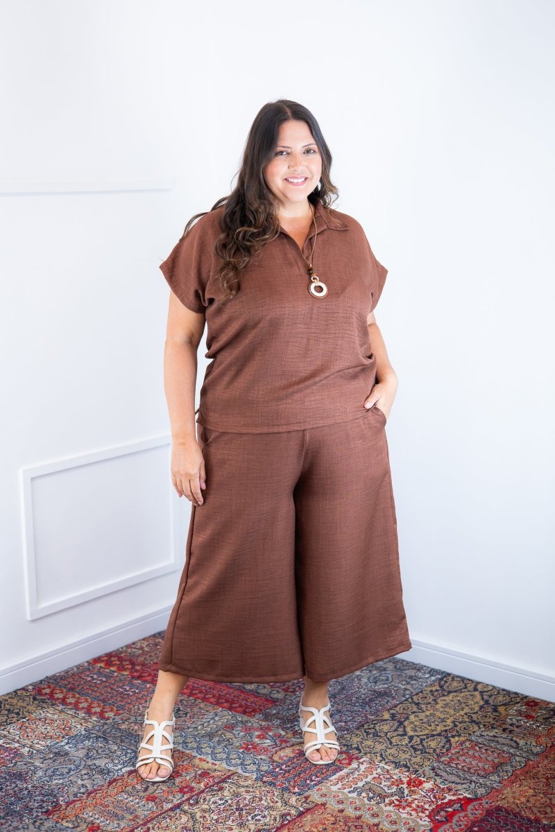 Conjunto Roberta – Blusa e Pantacourt em Linho Light - Naguirre Shop