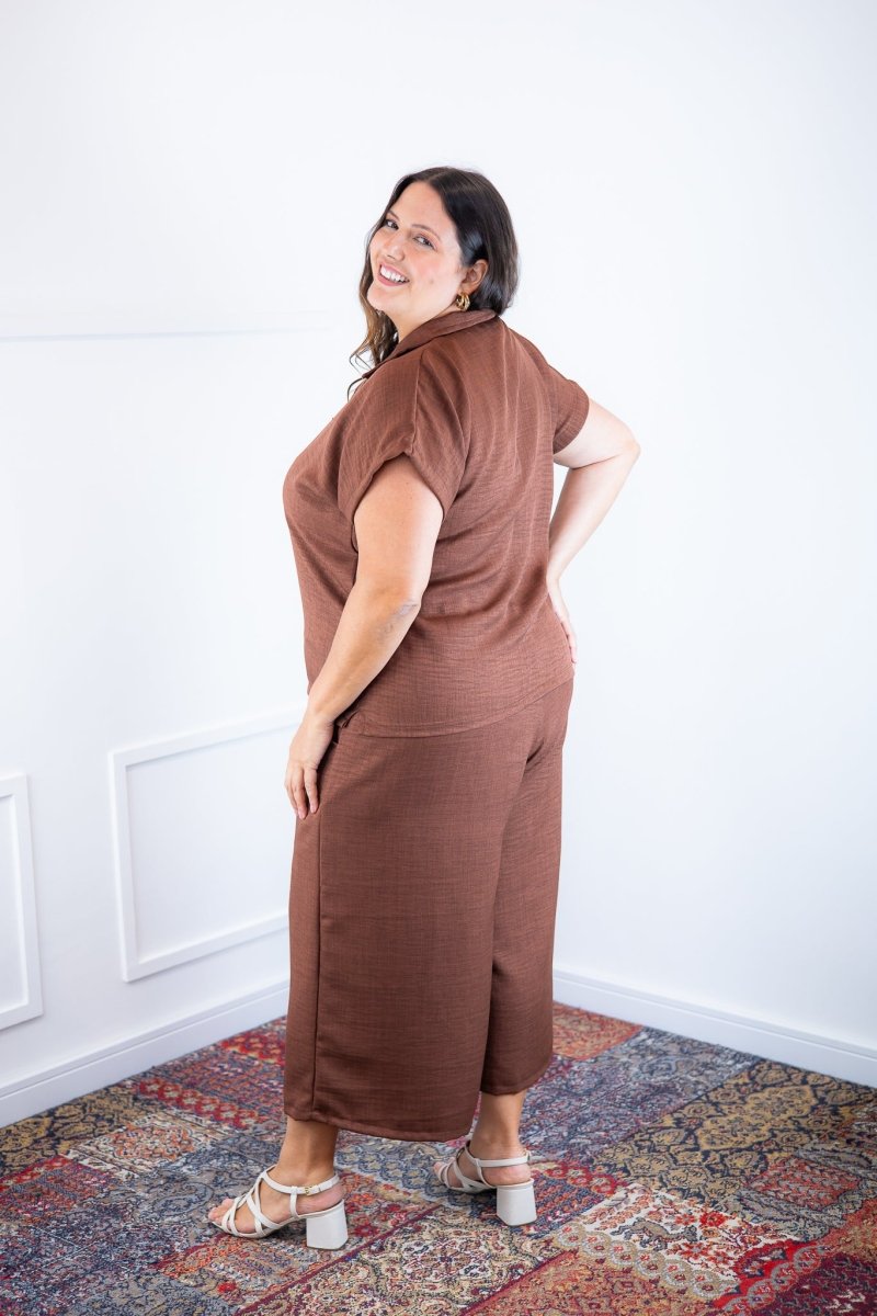 Conjunto Roberta – Blusa e Pantacourt em Linho Light - Naguirre Shop