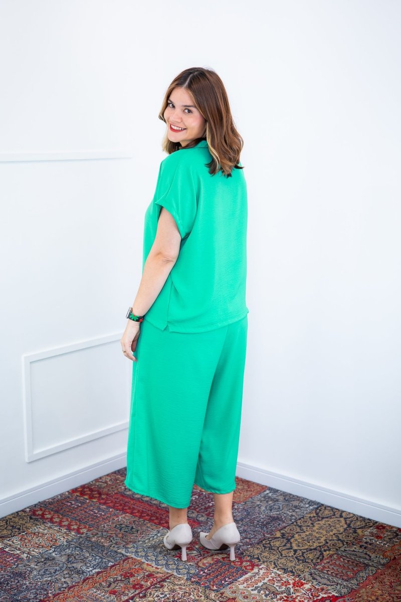 Conjunto Roberta – Blusa e Pantacourt em Linho Light - Naguirre Shop