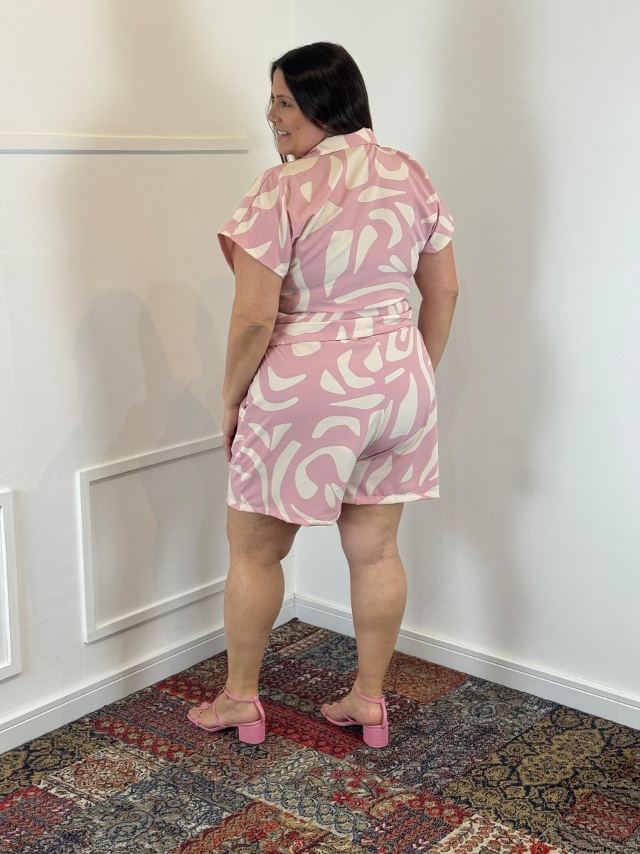 Conjunto Salvador – Bermuda e Blusa em Crepe com Estampa Geométrica - Naguirre Shop