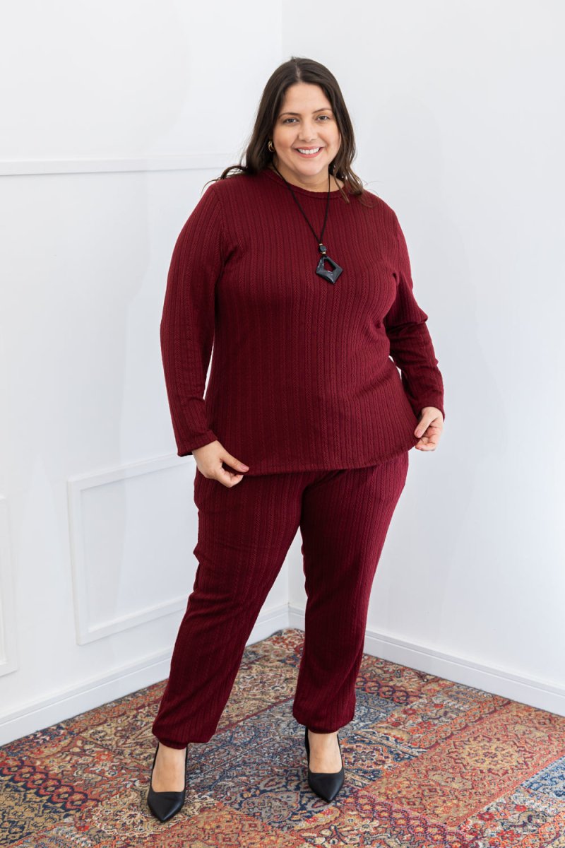 Conjunto Suíça – Calça Jogger e Blusa de Manga Longa em Lãzinha Mousse - Naguirre Shop