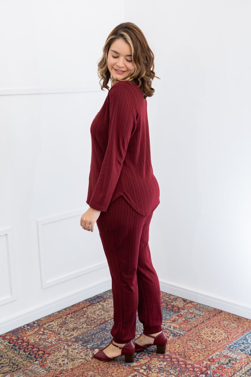 Conjunto Suíça – Calça Jogger e Blusa de Manga Longa em Lãzinha Mousse - Naguirre Shop
