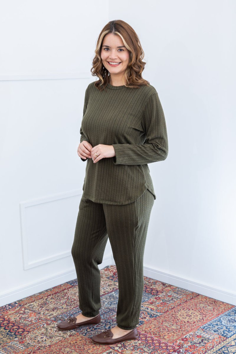 Conjunto Suíça – Calça Jogger e Blusa de Manga Longa em Lãzinha Mousse - Naguirre Shop