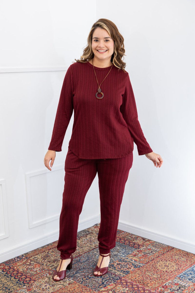 Conjunto Suíça – Calça Jogger e Blusa de Manga Longa em Lãzinha Mousse - Naguirre Shop