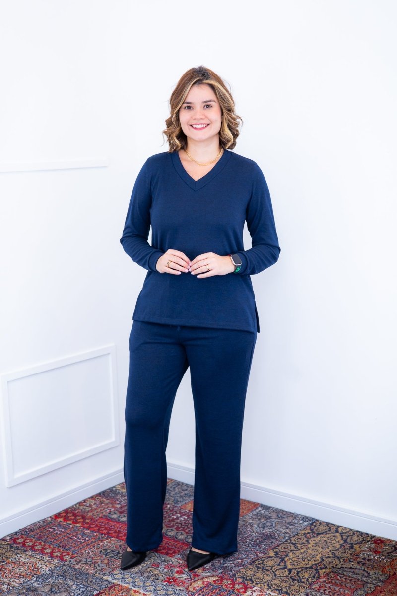 Conjunto Zurique - Lãzinha com Blusa Gola V e Calça Pantalona com Bolsos Faca - Naguirre Shop