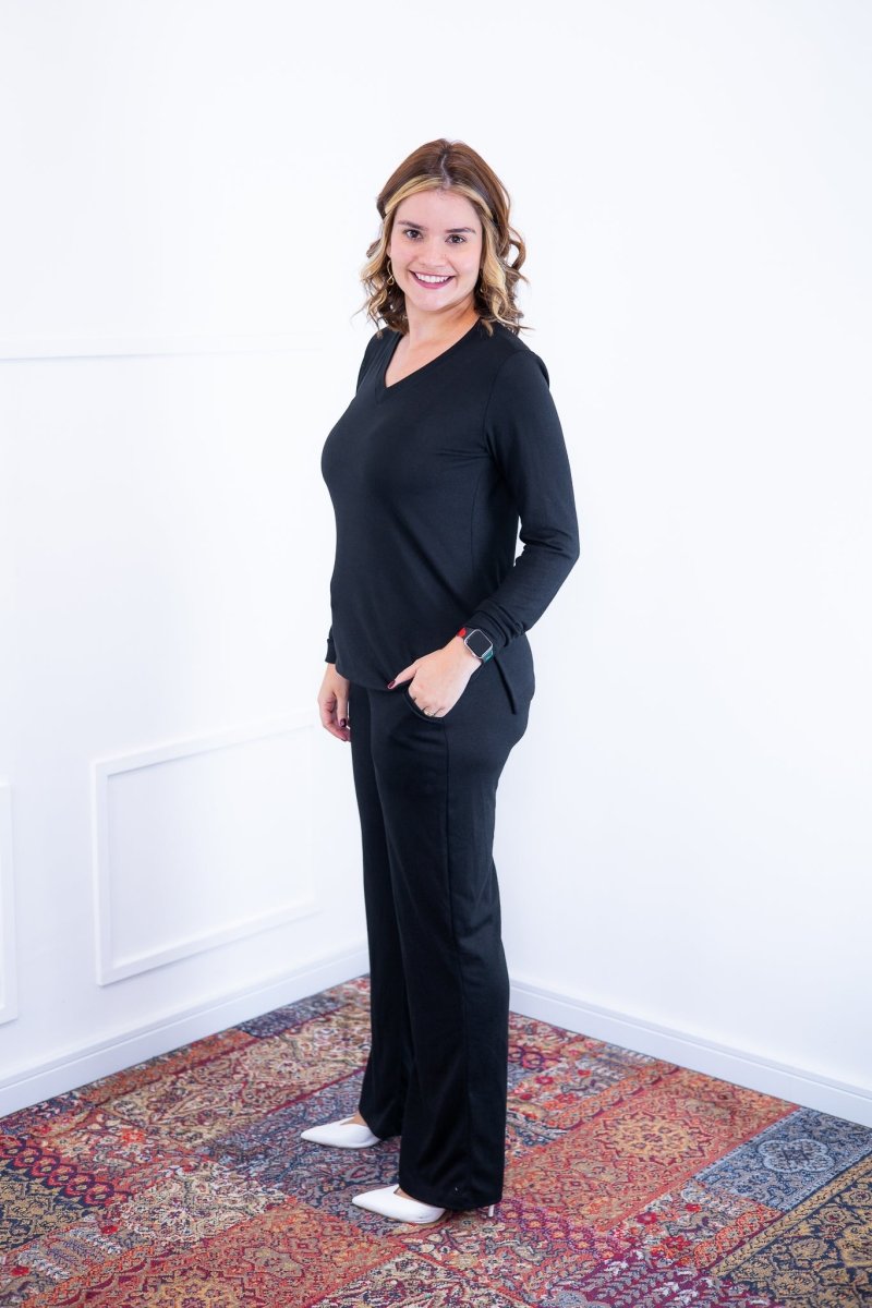 Conjunto Zurique - Lãzinha com Blusa Gola V e Calça Pantalona com Bolsos Faca - Naguirre Shop