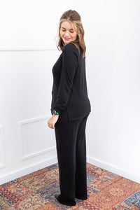 Conjunto Zurique - Lãzinha com Blusa Gola V e Calça Pantalona com Bolsos Faca - Naguirre Shop
