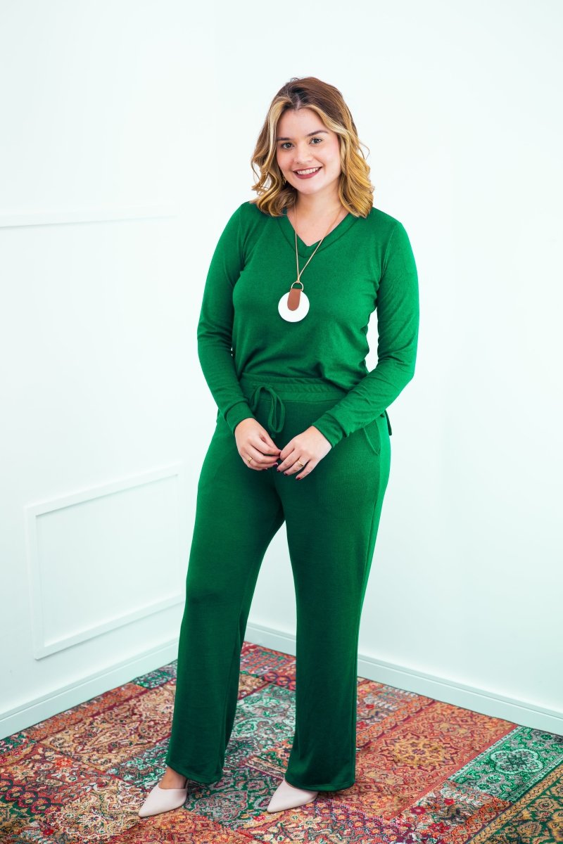 Conjunto Zurique - Lãzinha com Blusa Gola V e Calça Pantalona com Bolsos Faca - Naguirre Shop