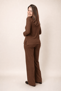 Conjunto Zurique - Lãzinha com Blusa Gola V e Calça Pantalona com Bolsos Faca - Naguirre Shop