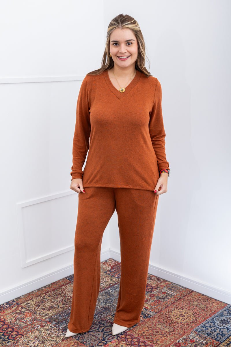 Conjunto Zurique - Lãzinha com Blusa Gola V e Calça Pantalona com Bolsos Faca - Naguirre Shop