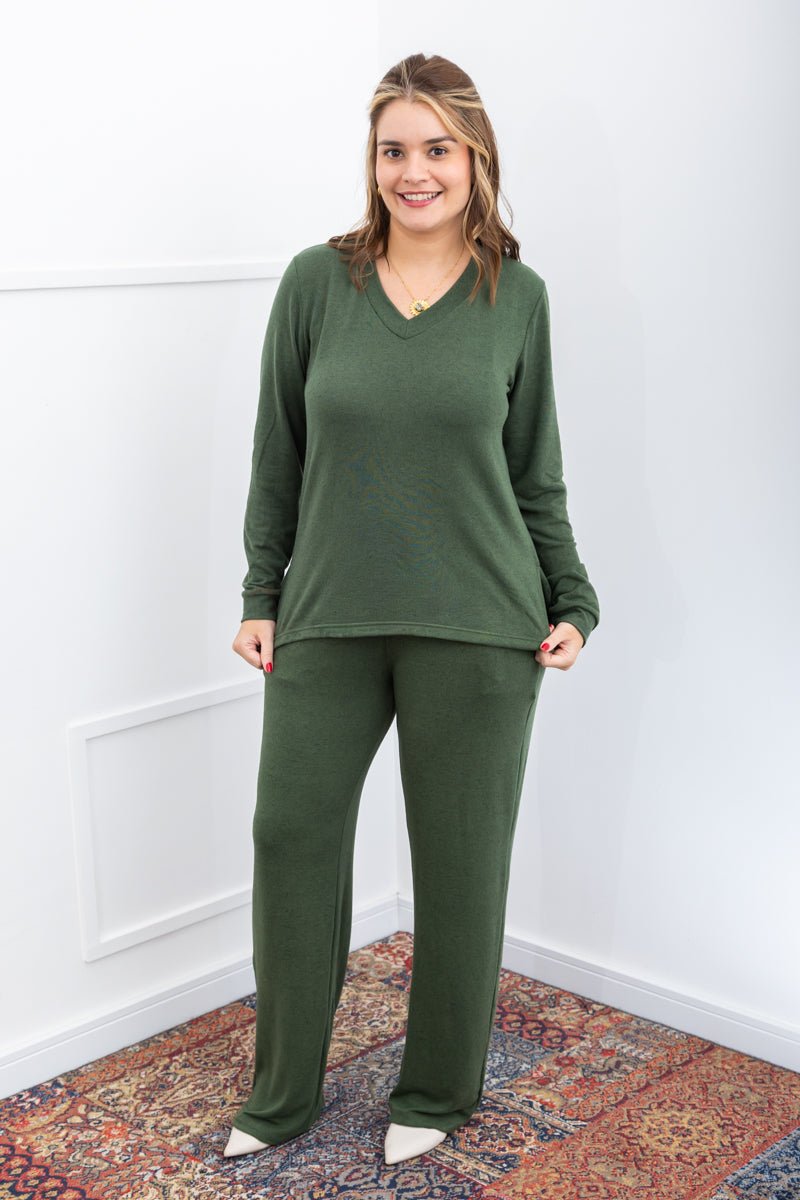 Conjunto Zurique - Lãzinha com Blusa Gola V e Calça Pantalona com Bolsos Faca - Naguirre Shop