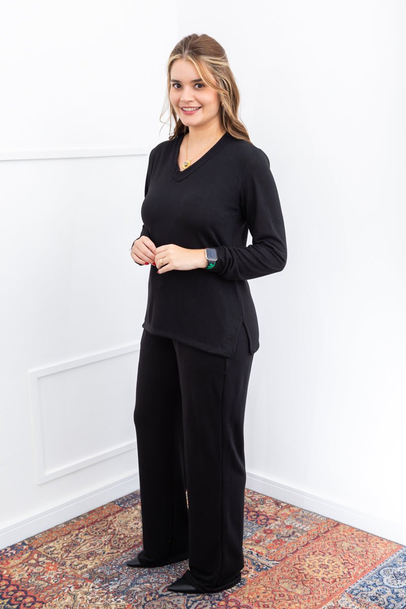 Conjunto Zurique - Lãzinha com Blusa Gola V e Calça Pantalona com Bolsos Faca - Naguirre Shop