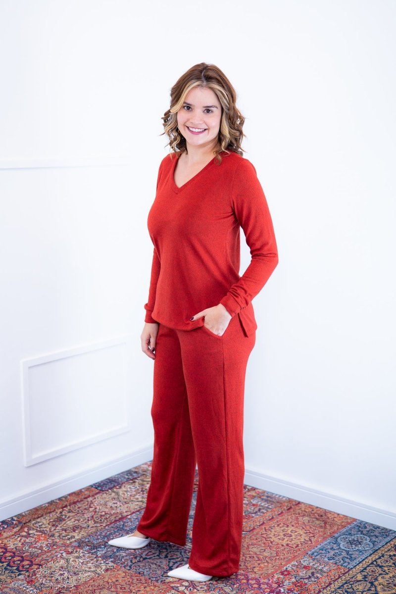 Conjunto Zurique - Lãzinha com Blusa Gola V e Calça Pantalona com Bolsos Faca - Naguirre Shop