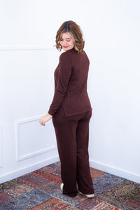 Conjunto Zurique - Lãzinha com Blusa Gola V e Calça Pantalona com Bolsos Faca - Naguirre Shop