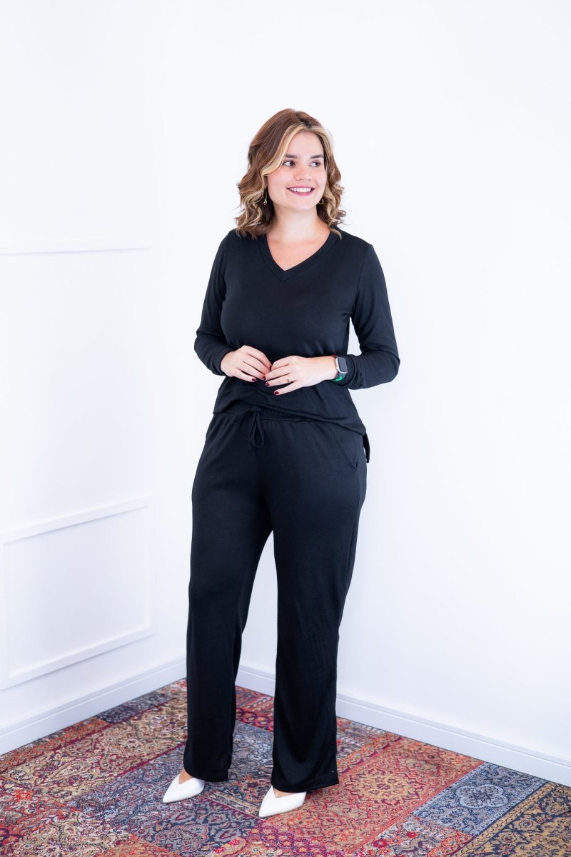 Conjunto Zurique - Lãzinha com Blusa Gola V e Calça Pantalona com Bolsos Faca - Naguirre Shop