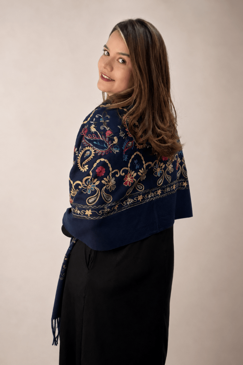 Echarpe Bordado Flanelado - Naguirre Shop
